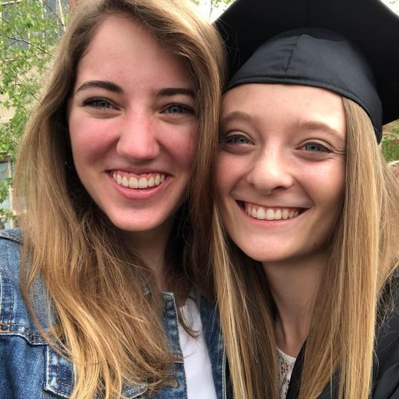 Meet your Posher, Abriella - Picture 1 of 1